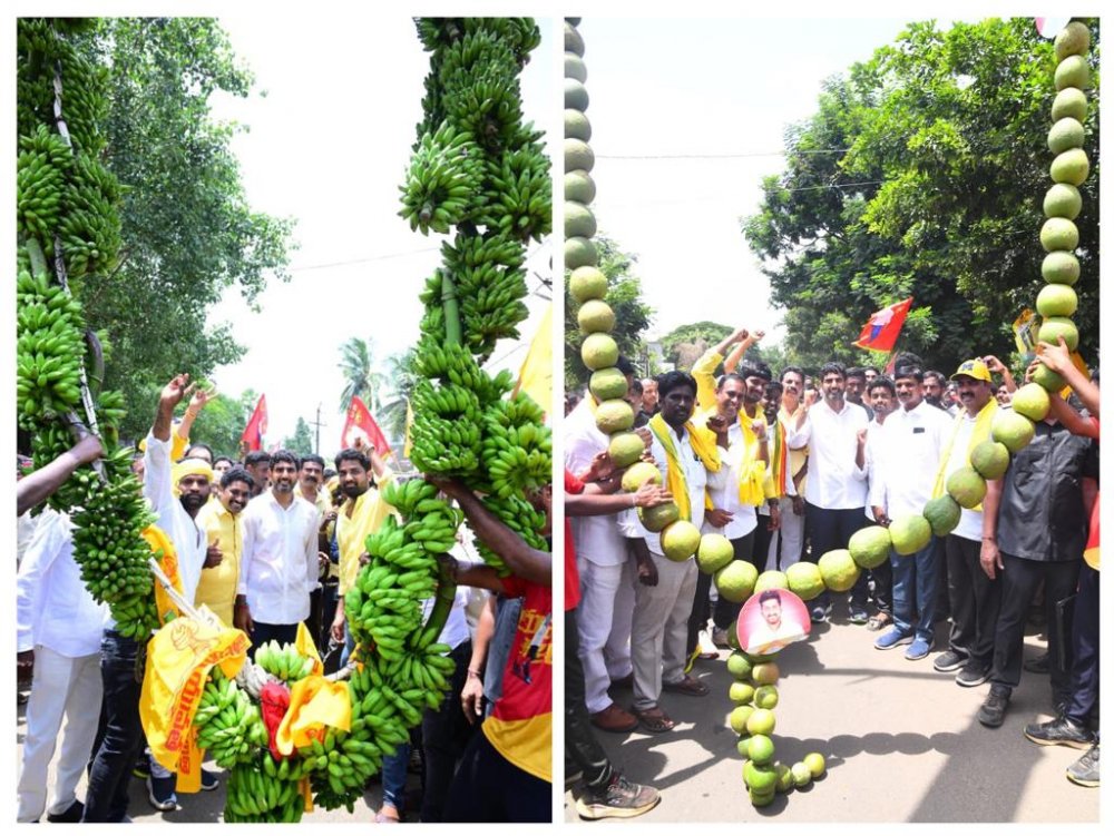 F40b4t3a4AAd_8v.jpeg.thumb.jpg.86adafd6a