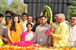 Filename=NTR_Vardhanthi_020.jpg
Filesize=317KiB
Dimensions=1000x664
Date added=Jan 18, 2016 NTR_Vardhanthi_020.jpg