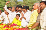 Filename=NTR_Vardhanthi_033.jpg
Filesize=273KiB
Dimensions=1000x664
Date added=Jan 18, 2016 NTR_Vardhanthi_033.jpg