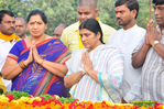 Filename=NTR_Vardhanthi_039.jpg
Filesize=253KiB
Dimensions=1000x664
Date added=Jan 18, 2016 NTR_Vardhanthi_039.jpg