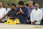 Filename=NTR_Vardhanthi_058.jpg
Filesize=188KiB
Dimensions=1000x667
Date added=Jan 18, 2016 NTR_Vardhanthi_058.jpg