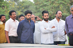 Filename=NTR_Vardhanthi_068.jpg
Filesize=196KiB
Dimensions=1000x664
Date added=Jan 18, 2016 NTR_Vardhanthi_068.jpg
