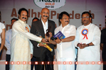 Filename=APcinegoers_2009_061.jpg
Filesize=124KiB
Dimensions=800x533
Date added=Apr 03, 2014 APcinegoers_2009_061.jpg