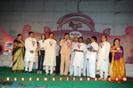 Filename=APcinegoers_2009_064.jpg
Filesize=138KiB
Dimensions=800x533
Date added=Apr 03, 2014 APcinegoers_2009_064.jpg
