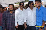 Filename=aadifilmmuhurath_022.jpg
Filesize=198KiB
Dimensions=1000x671
Date added=Apr 03, 2014 aadifilmmuhurath_022.jpg