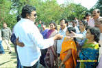Filename=aadifilmmuhurath_055.jpg
Filesize=306KiB
Dimensions=1000x666
Date added=Apr 03, 2014 aadifilmmuhurath_055.jpg
