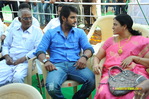 Filename=aadifilmmuhurath_064.jpg
Filesize=224KiB
Dimensions=1000x666
Date added=Apr 03, 2014 aadifilmmuhurath_064.jpg