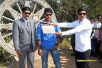Filename=aadifilmmuhurath_091.jpg
Filesize=273KiB
Dimensions=1000x671
Date added=Apr 03, 2014 aadifilmmuhurath_091.jpg