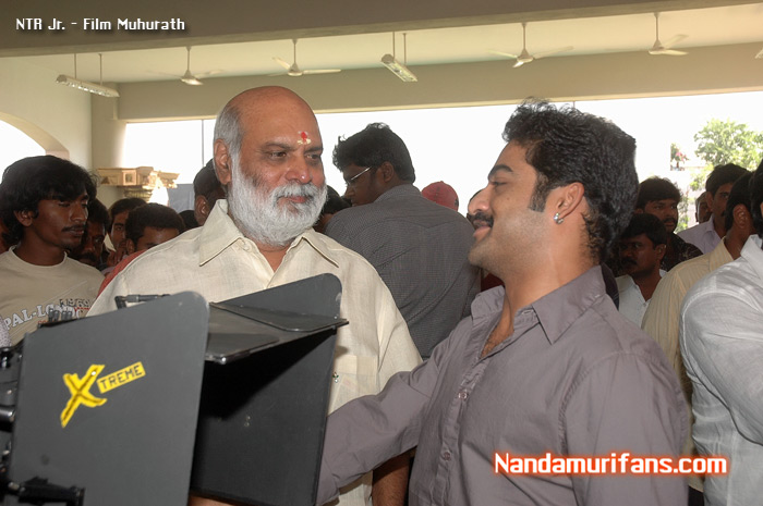 NTR-film-muhurath-080.jpg