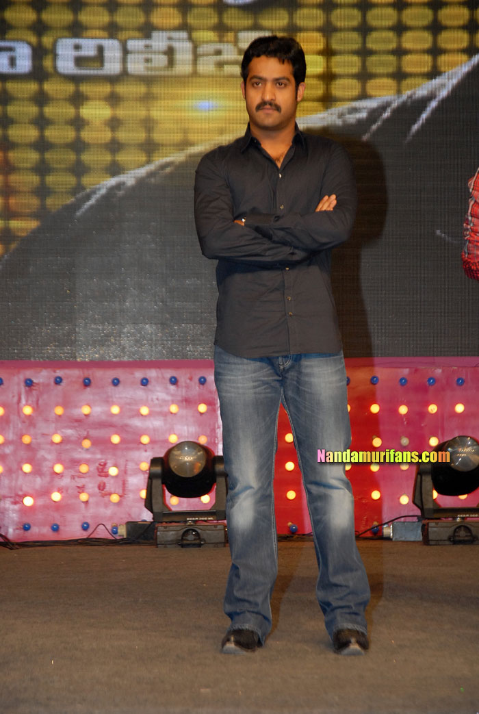 Baadshah_Audio_001.jpg