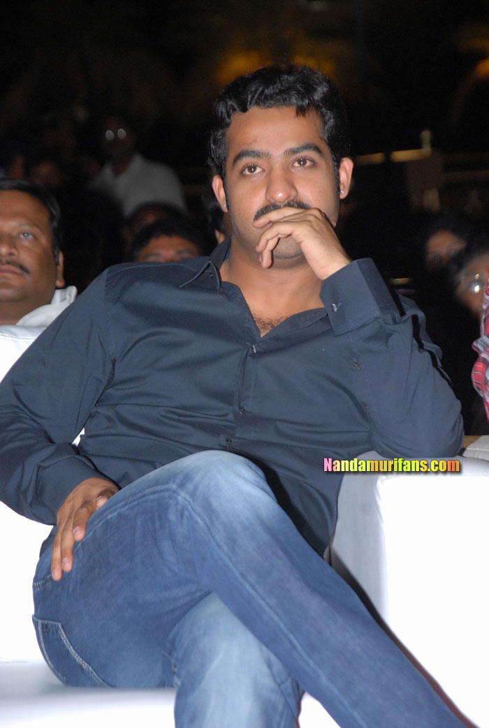 Baadshah_Audio_006.jpg