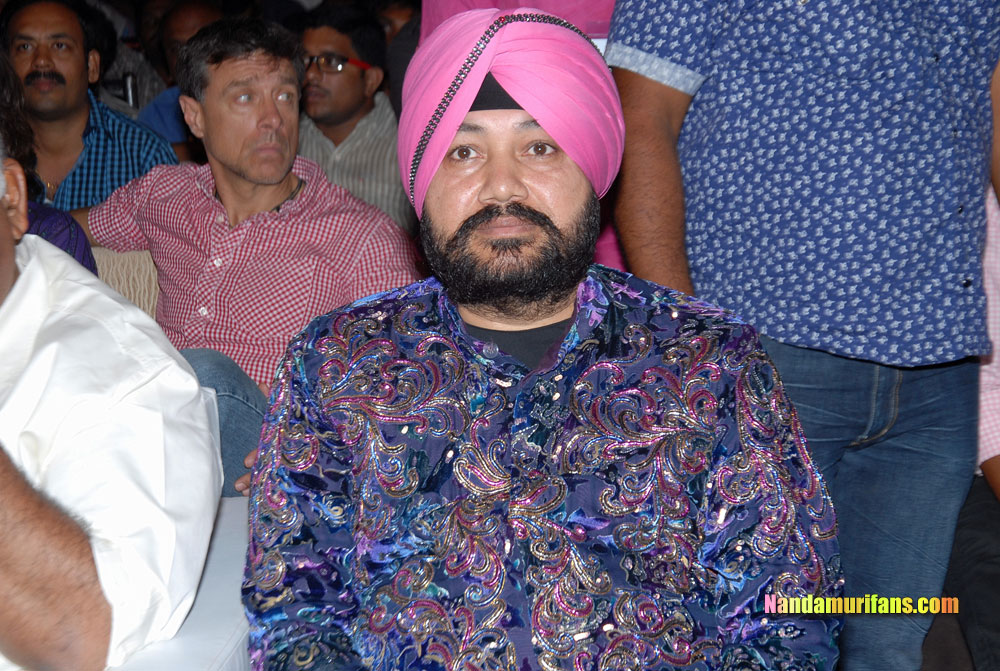Baadshah_Audio_063.jpg