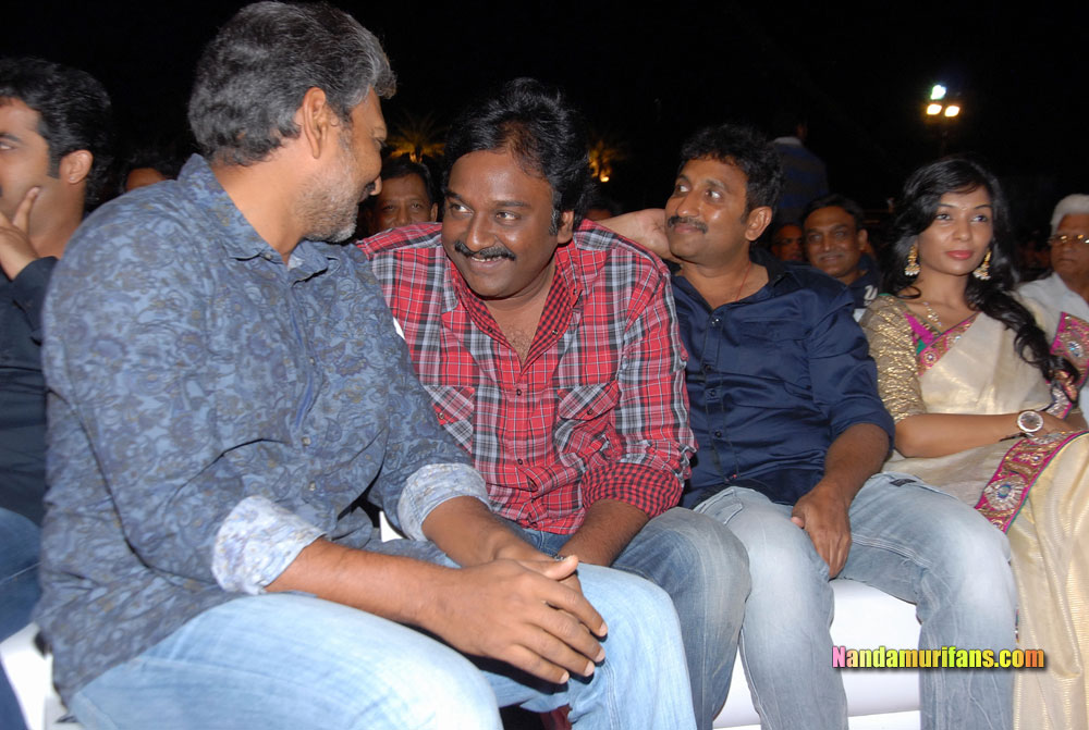 Baadshah_Audio_072.jpg