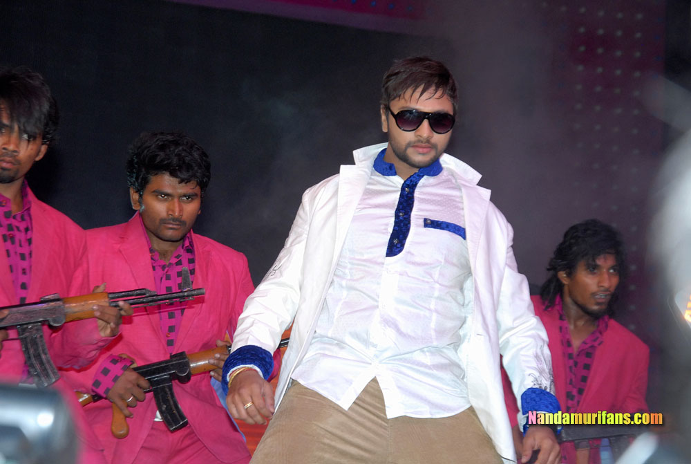 Baadshah_Audio_078.jpg
