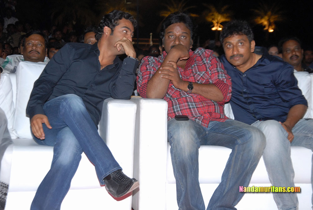 Baadshah_Audio_084.jpg