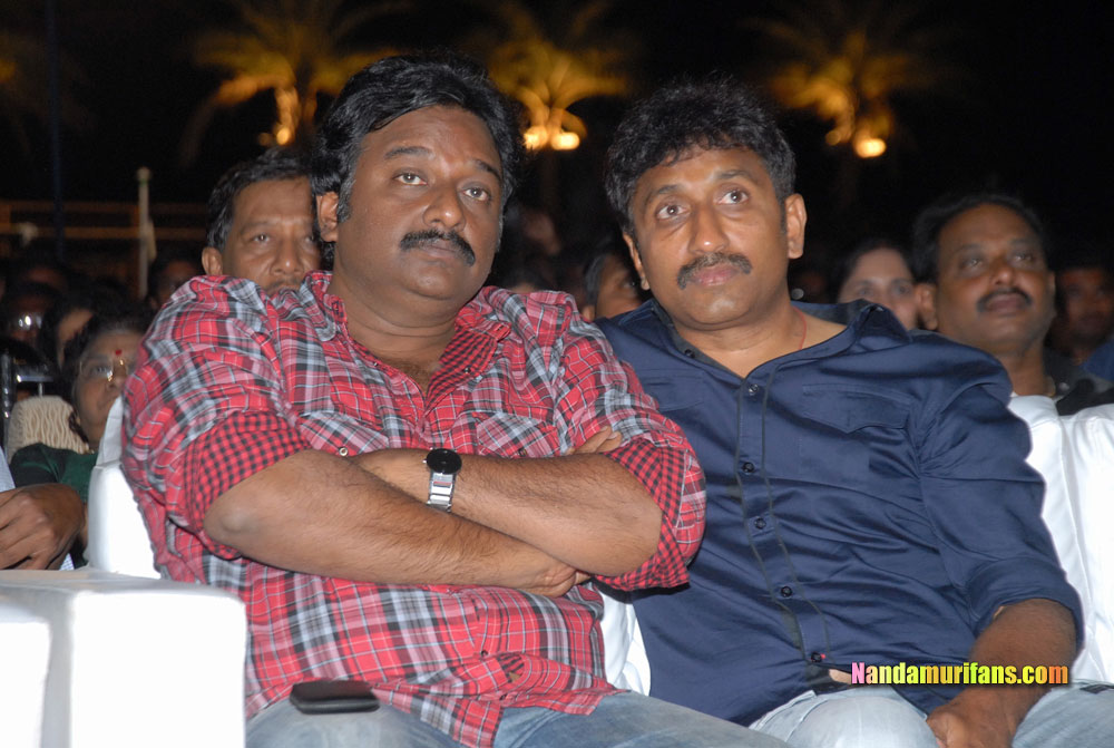 Baadshah_Audio_085.jpg