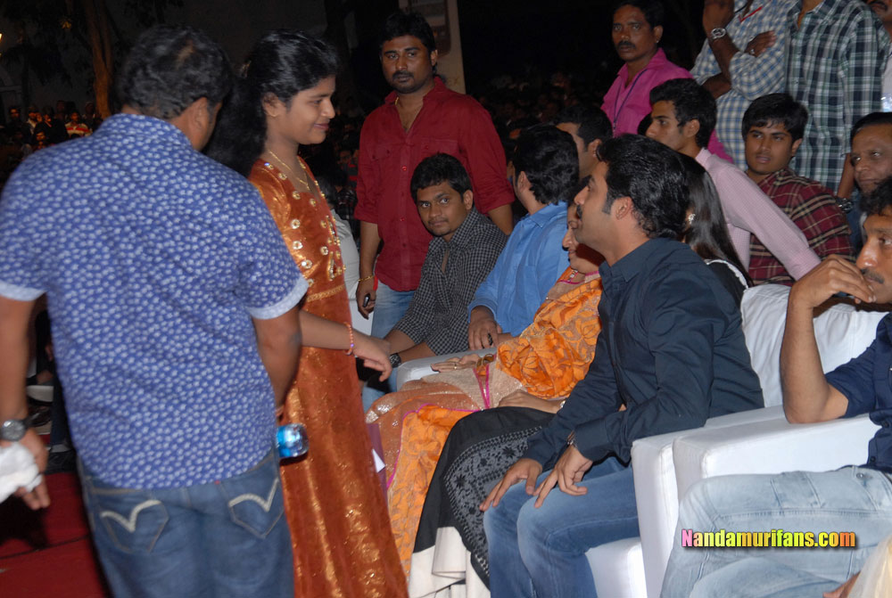Baadshah_Audio_112.jpg