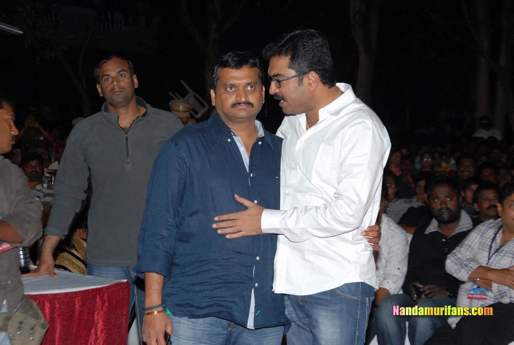 Baadshah_Audio_125.jpg