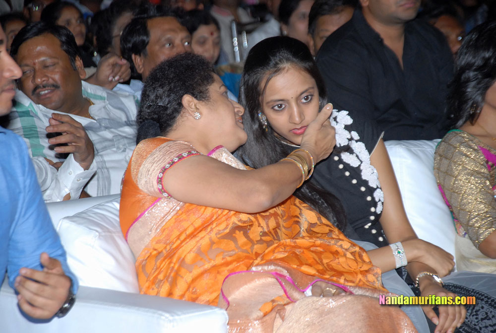 Baadshah_Audio_137.jpg