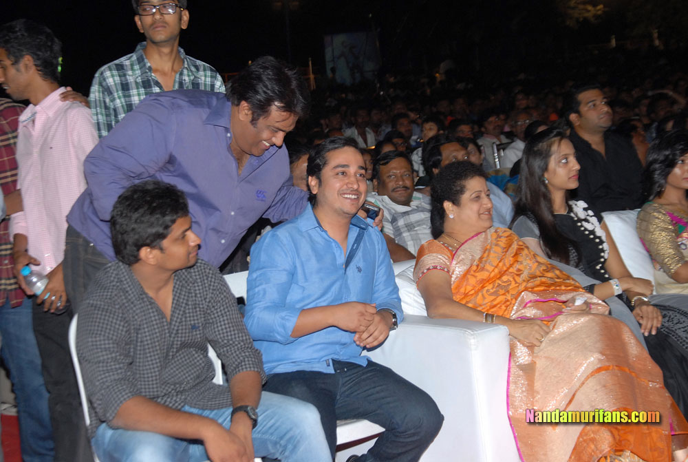 Baadshah_Audio_139.jpg
