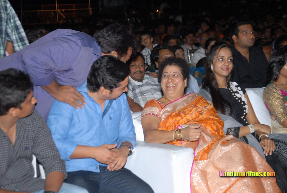 Baadshah_Audio_140.jpg