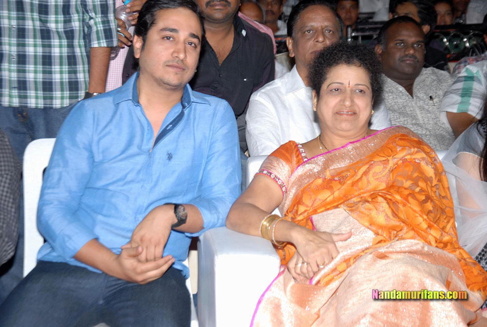 Baadshah_Audio_142.jpg
