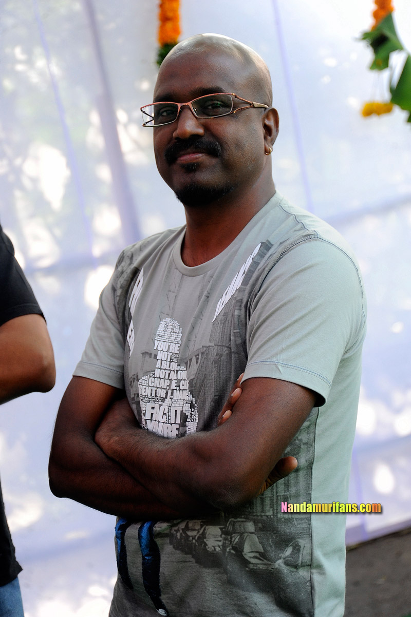 Baadshah_Muhurath_017.jpg