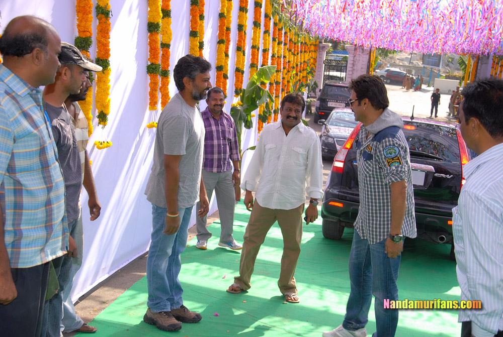 Baadshah_Muhurath_072.jpg