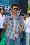 Filename=Baadshah_Muhurath_004.jpg
Filesize=343KiB
Dimensions=800x1192
Date added=Apr 03, 2014 Baadshah_Muhurath_004.jpg
