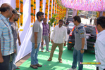 Filename=Baadshah_Muhurath_072.jpg
Filesize=273KiB
Dimensions=1000x671
Date added=Apr 03, 2014 Baadshah_Muhurath_072.jpg