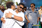 Filename=Baadshah_Muhurath_118.jpg
Filesize=255KiB
Dimensions=1000x671
Date added=Apr 03, 2014 Baadshah_Muhurath_118.jpg