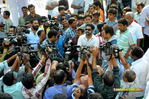 Filename=Baadshah_Muhurath_127.jpg
Filesize=315KiB
Dimensions=1000x666
Date added=Apr 03, 2014 Baadshah_Muhurath_127.jpg