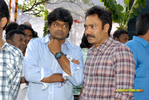 Filename=Baadshah_Muhurath_139.jpg
Filesize=239KiB
Dimensions=1000x671
Date added=Apr 03, 2014 Baadshah_Muhurath_139.jpg
