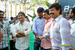 Filename=Baadshah_Muhurath_142.jpg
Filesize=261KiB
Dimensions=1000x666
Date added=Apr 03, 2014 Baadshah_Muhurath_142.jpg