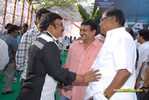 Filename=Baadshah_Muhurath_150.jpg
Filesize=205KiB
Dimensions=1000x671
Date added=Apr 03, 2014 Baadshah_Muhurath_150.jpg