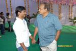 Filename=Baadshah_Muhurath_163.jpg
Filesize=210KiB
Dimensions=1000x671
Date added=Apr 03, 2014 Baadshah_Muhurath_163.jpg