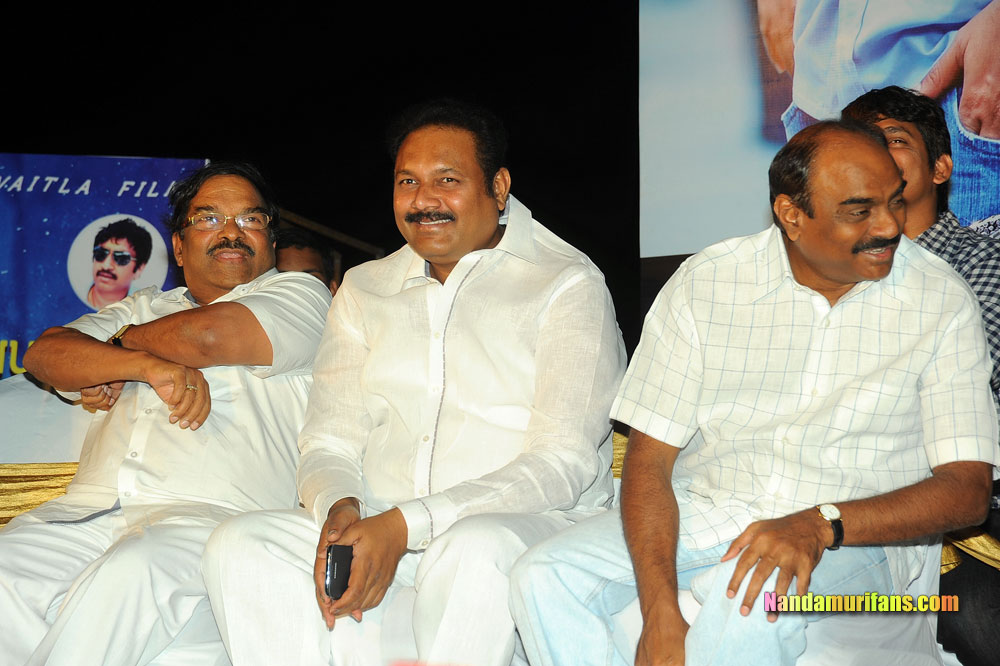 Baadshah_Hexa-125.jpg