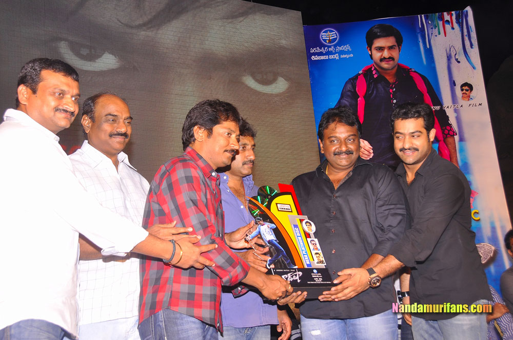 Baadshah_Hexa-153.jpg