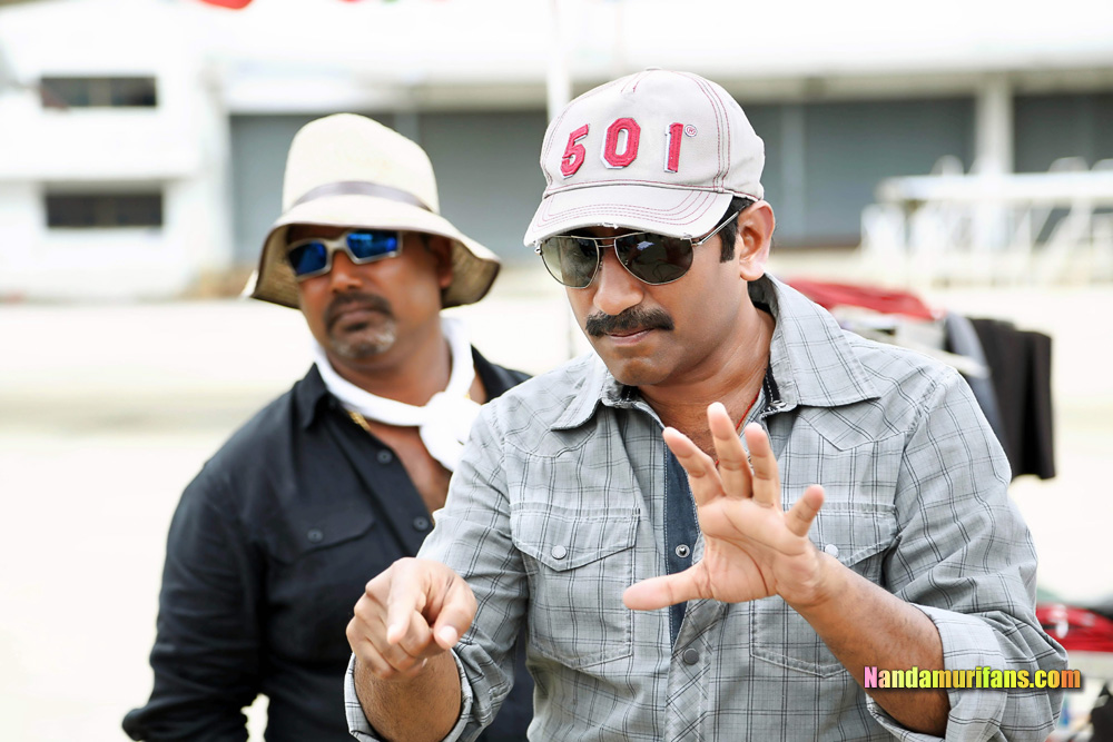 Baadshah_W008.jpg