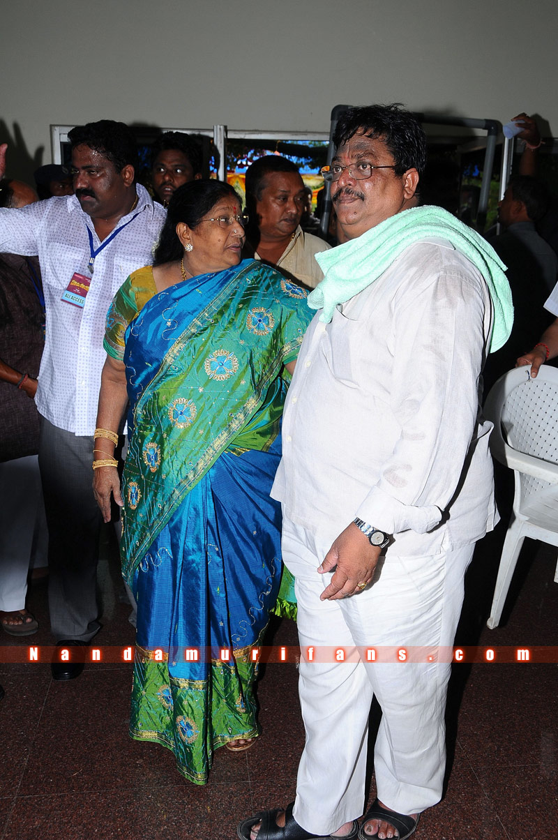 Balakrishna_Birthday_2010_103.jpg