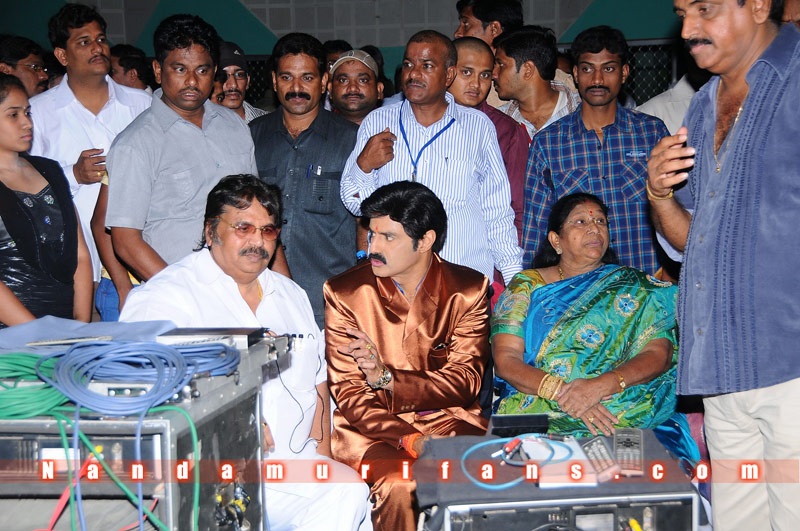 Balakrishna_Birthday_2010_316.jpg