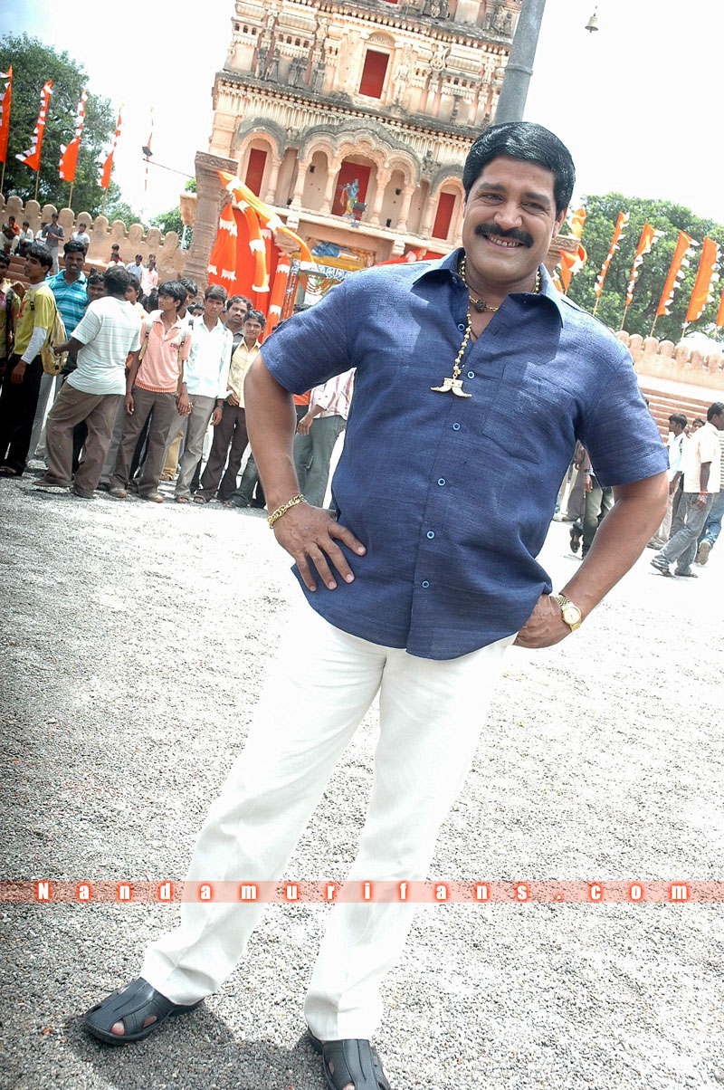 Brindavanam_Sets_020.jpg