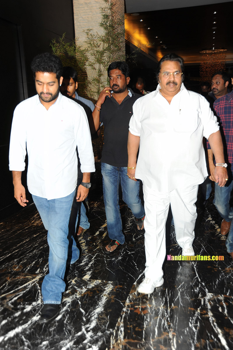 Dhammu_successmeet_002.jpg