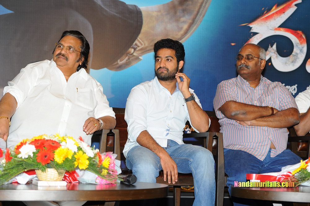 Dhammu_successmeet_042.jpg