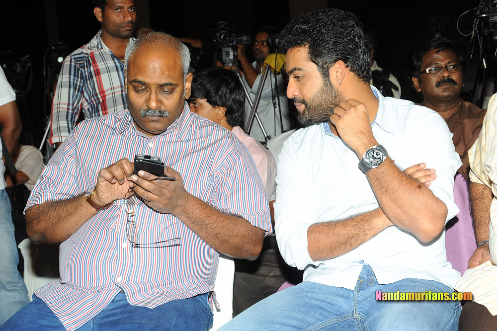Dhammu_successmeet_072.jpg