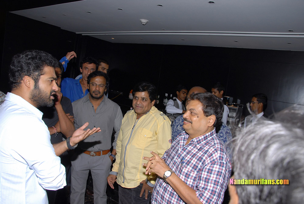 Dhammu_successmeet_113.jpg