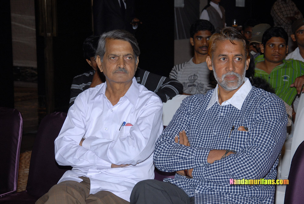 Dhammu_successmeet_129.jpg