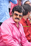 Filename=NBK_Boyapati__002.jpg
Filesize=218KiB
Dimensions=800x1205
Date added=Apr 04, 2014 NBK_Boyapati__002.jpg