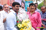 Filename=NBK_Boyapati__029.jpg
Filesize=240KiB
Dimensions=1000x664
Date added=Apr 04, 2014 NBK_Boyapati__029.jpg