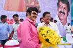 Filename=NBK_Boyapati__089.jpg
Filesize=231KiB
Dimensions=1000x664
Date added=Apr 04, 2014 NBK_Boyapati__089.jpg